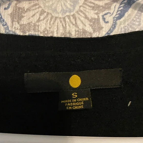 Black cardigan with sequin design - Picture 4 of 5